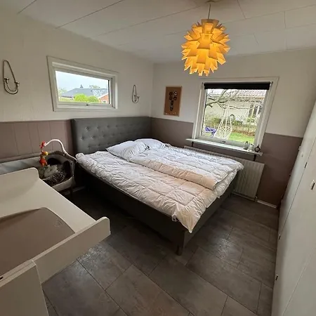 Holiday home Charming Tree House Close To Legoland *