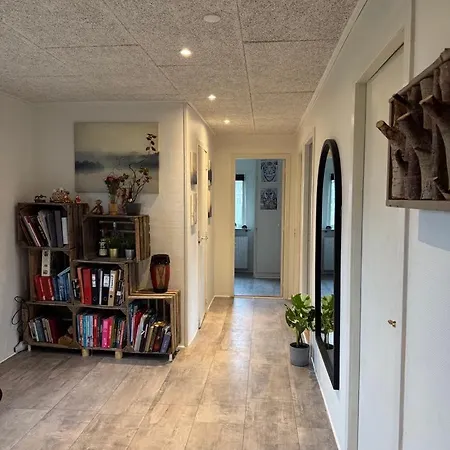 Charming Tree House Close To Legoland Holiday home