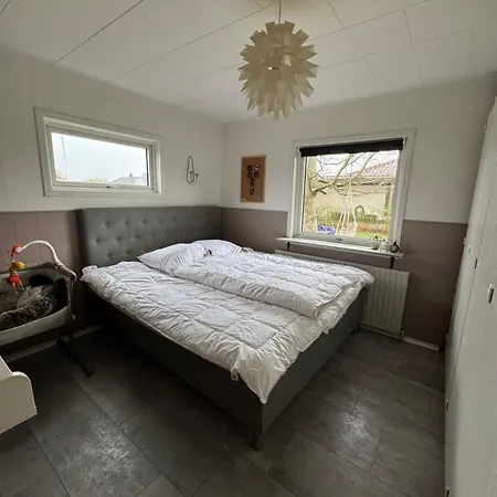 Charming Tree House Close To Legoland Holiday home